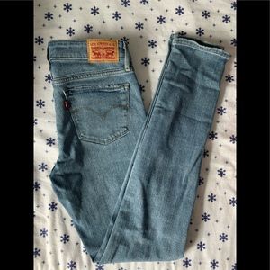 Levi 711 skinny - 26 NWOT never worn